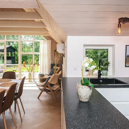 Holiday home 10 Person In *
